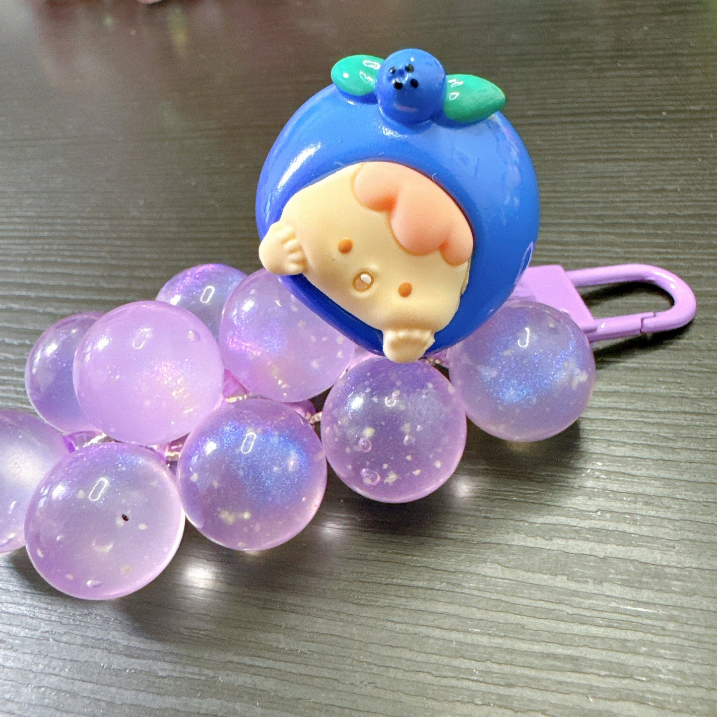 Acrylic bag charm with Gluttonous Blueberry